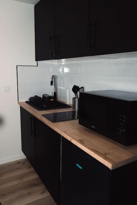 Appartement Duplex Au Coeur De Reims Buitenkant foto